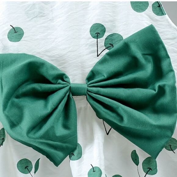 Adorable Baby Toddler Cherry Print Dress and Hat Sz 12-18 Mos - Picture 4 of 7